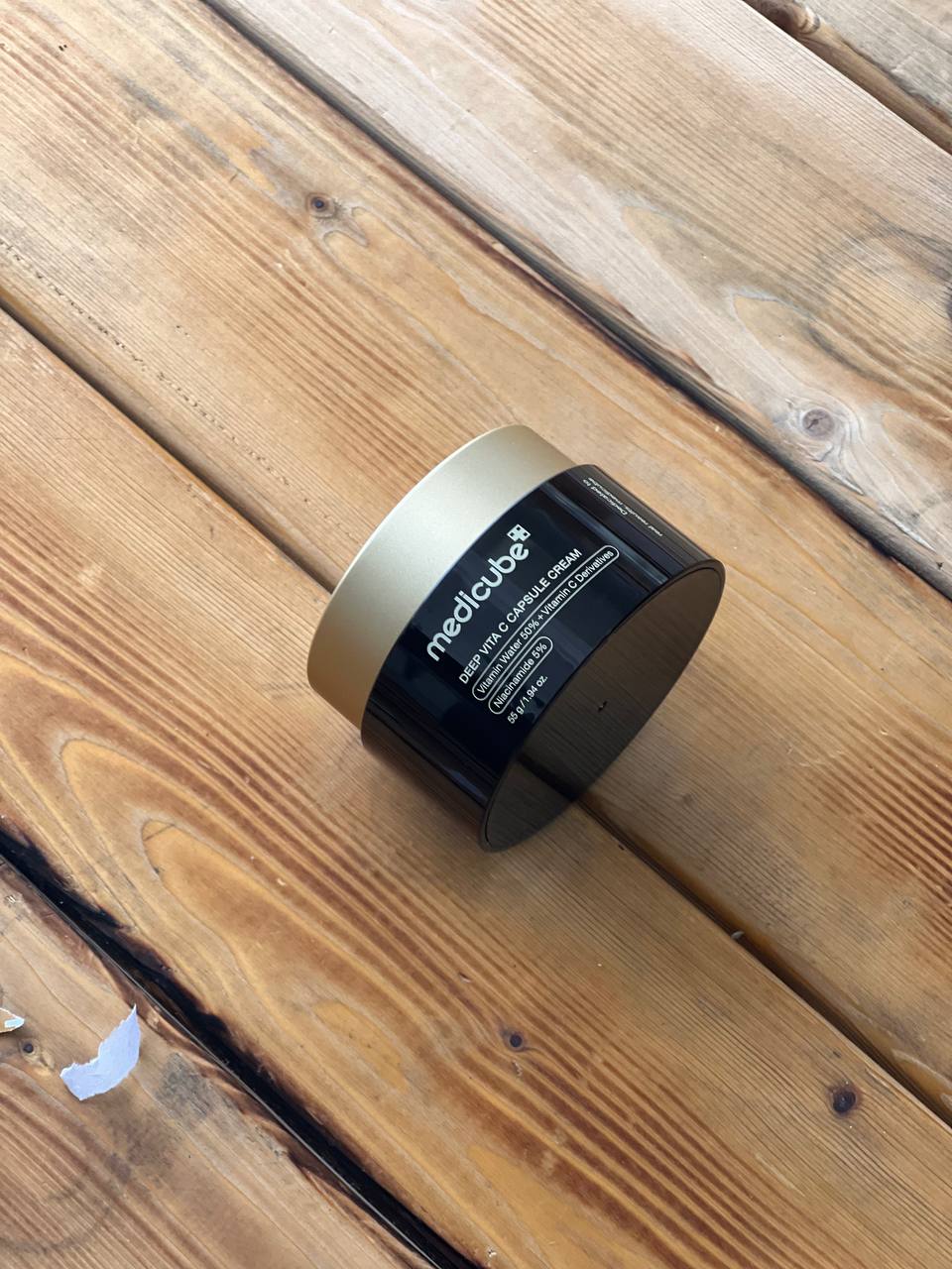 کرم کپسولی ویتامین سی مدی کیوب