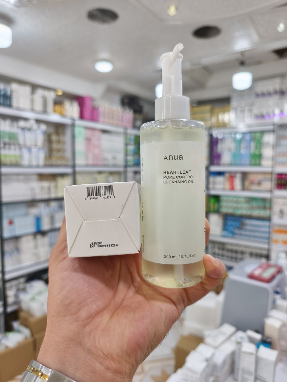 روغن پاک کننده و کنترل منافذ آنوا Anua