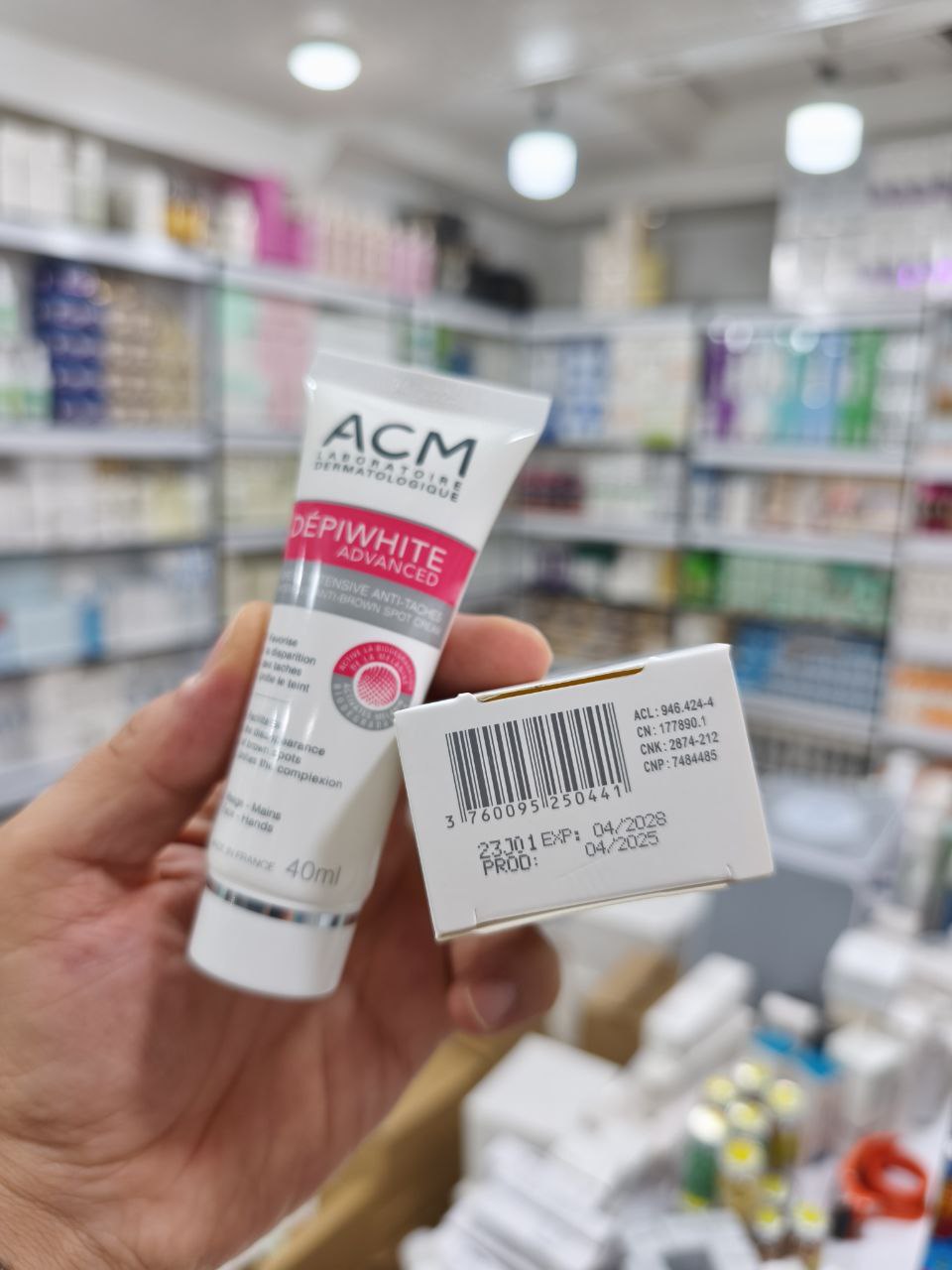 ضد لک قوی حاوی ویتامین C و هیدروکینون