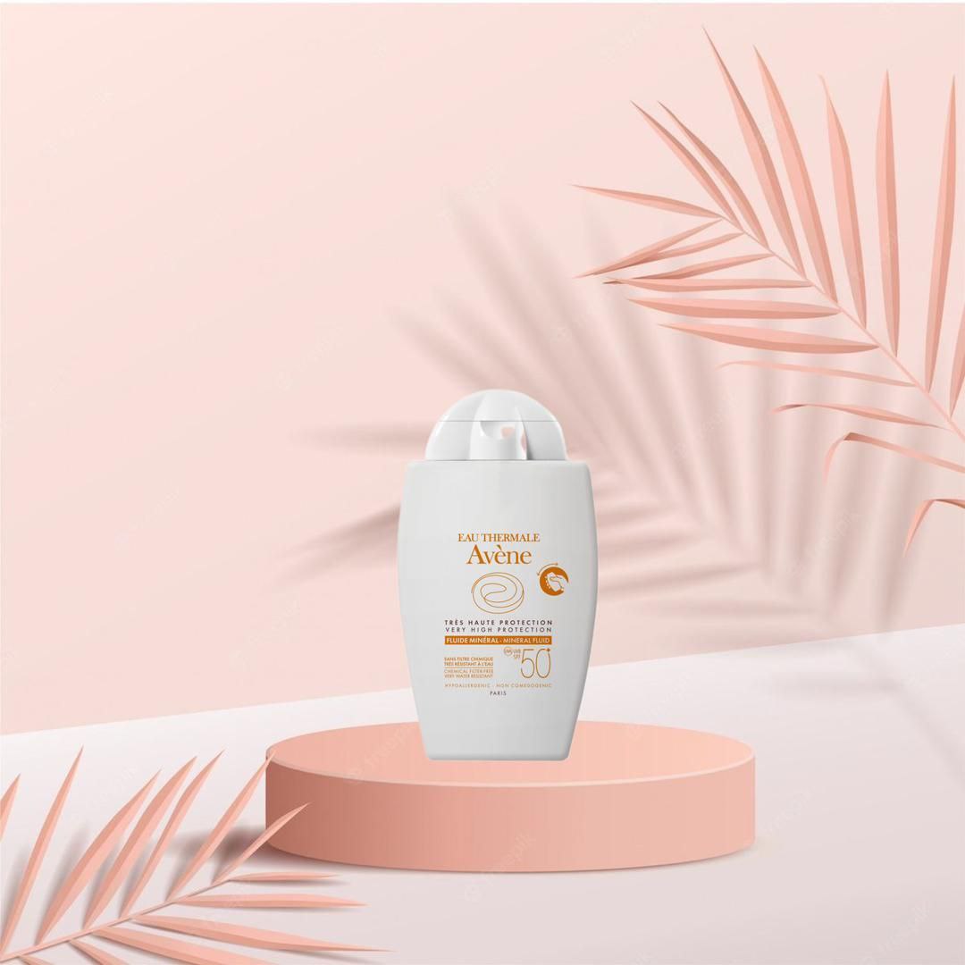 کرم ضد آفتاب اون فلوئیدی مینرال بی رنگ