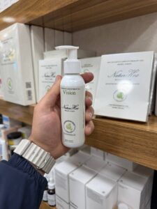 ژل کربوکسی زیر چشم ناچورهکس